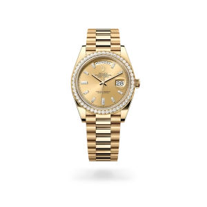 Rolex Day-Date 40 in yellow gold and diamonds, with a champagne-colour dial with diamonds, bezel with diamonds, and President bracelet - Crisson