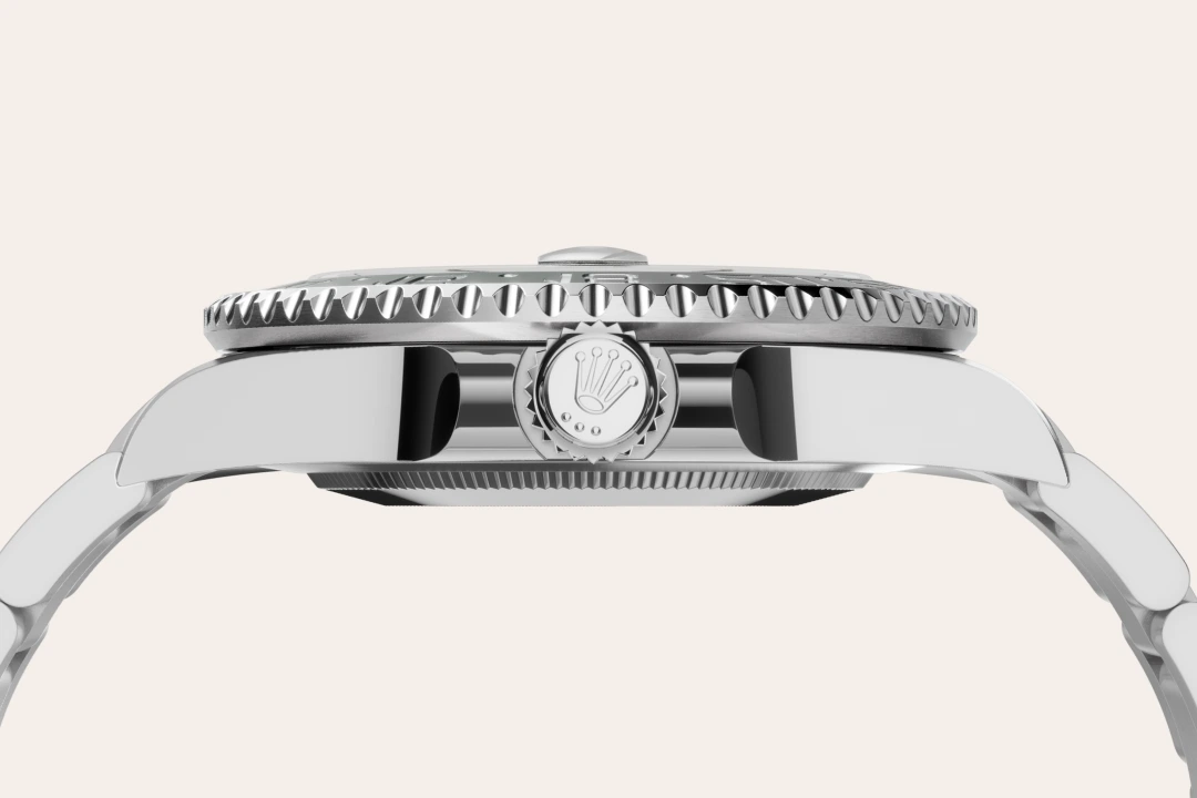 Rolex GMT-Master II in Oystersteel with a black dial, bidirectional rotatable 24-hour graduated bezel, and Oyster bracelet, m126720vtnr-0001 - Crisson Rolex GMT-Master II in Oystersteel with a black dial, bidirectional rotatable 24-hour graduated bezel, and Oyster bracelet, m126720vtnr-0001 - Crisson