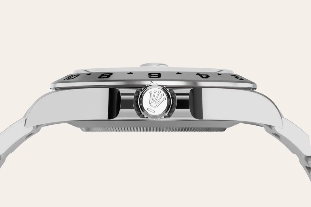 Rolex Explorer II in Oystersteel with a white dial, fixed bezel, and Oystersteel bracelet, m226570-0001 - Crisson