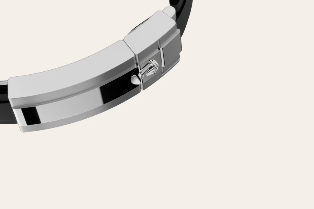 Rolex Yacht-Master 42 in white gold with a black dial, matt black Cerachrom insert in ceramic bezel, and Oysterflex bracelet, m226659-0002 - Crisson